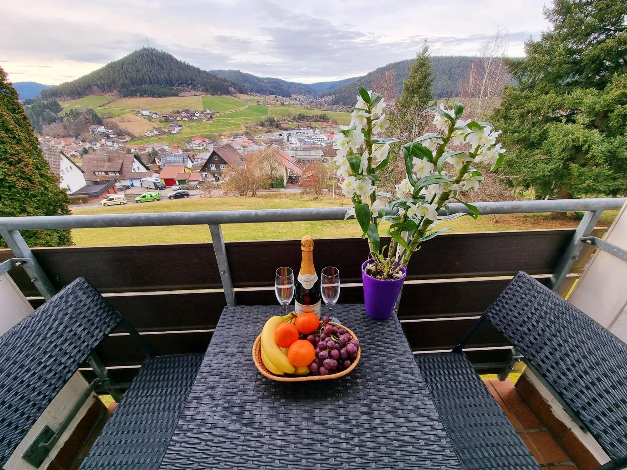 Fewo Mit Pool In Baiersbronn Exteriör bild
